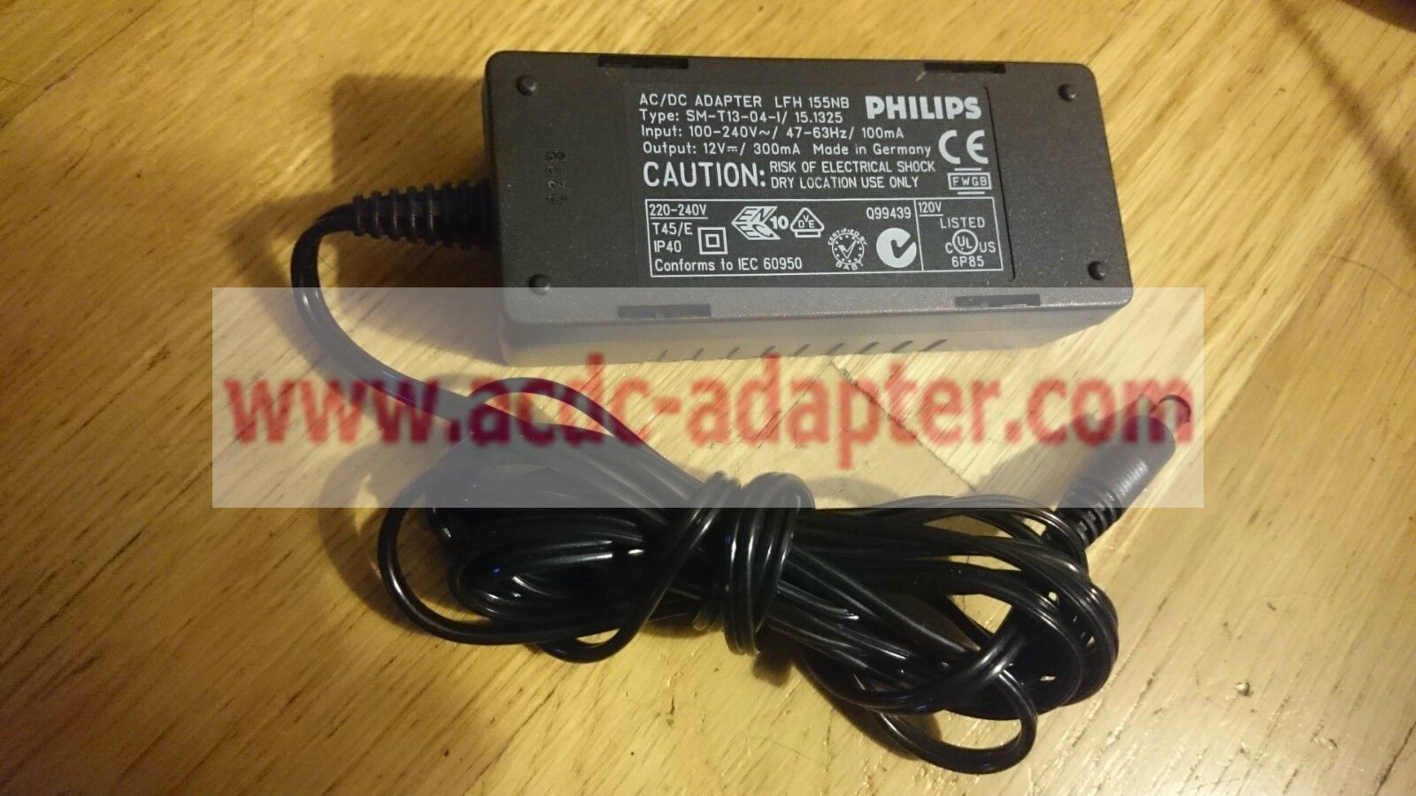 New PHILIPS LFH 155NB AC ADAPTER 12V 0.3A SM-T13-04-I / 15.1325 power supply